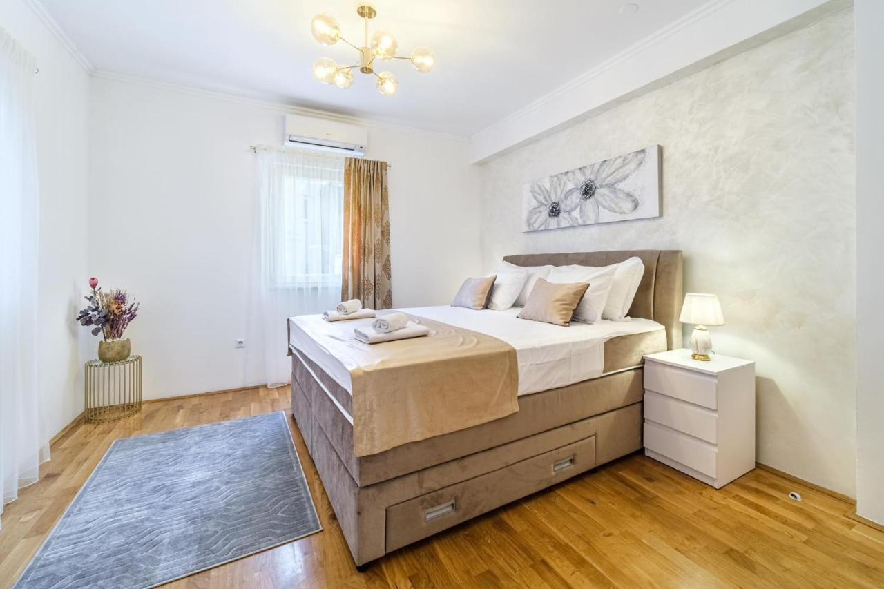 Luxury Apartmens Sebastijan&Karlo スプリト エクステリア 写真